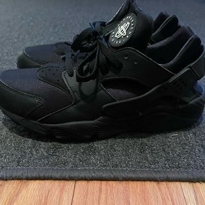 Nike ID’s Huaraches